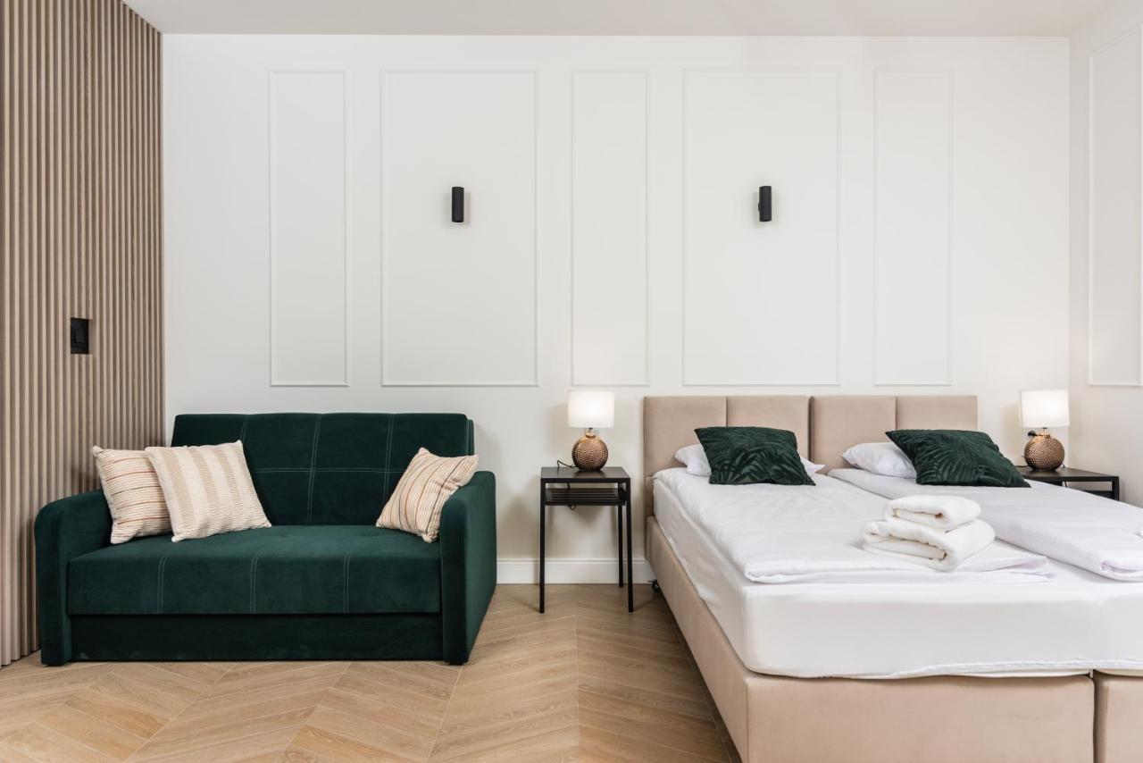 Atrium - Old Town Luxury Apartments By Upstairs Krakau Exterior foto