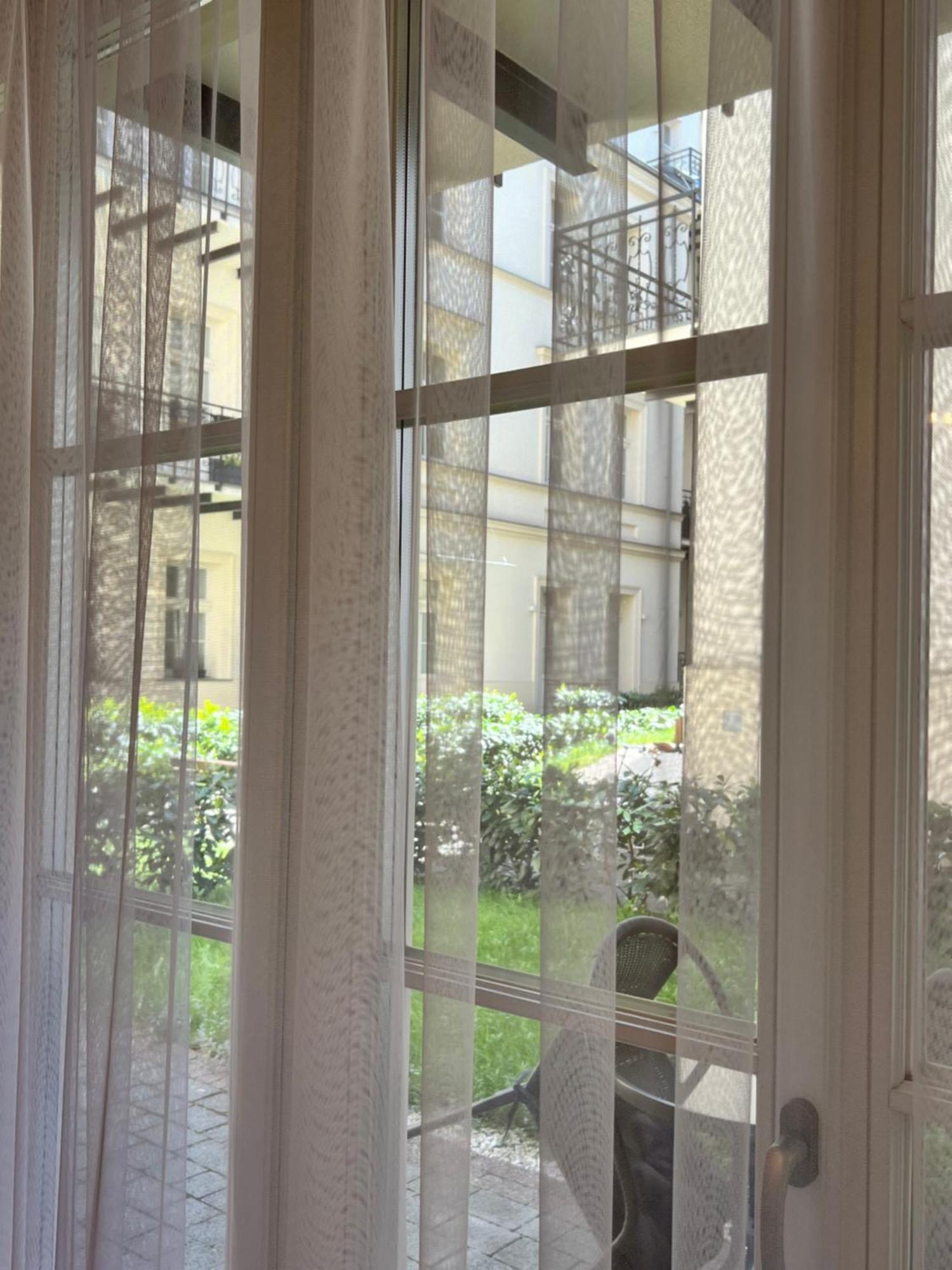 Atrium - Old Town Luxury Apartments - By Upstairs Krakau Exterior foto